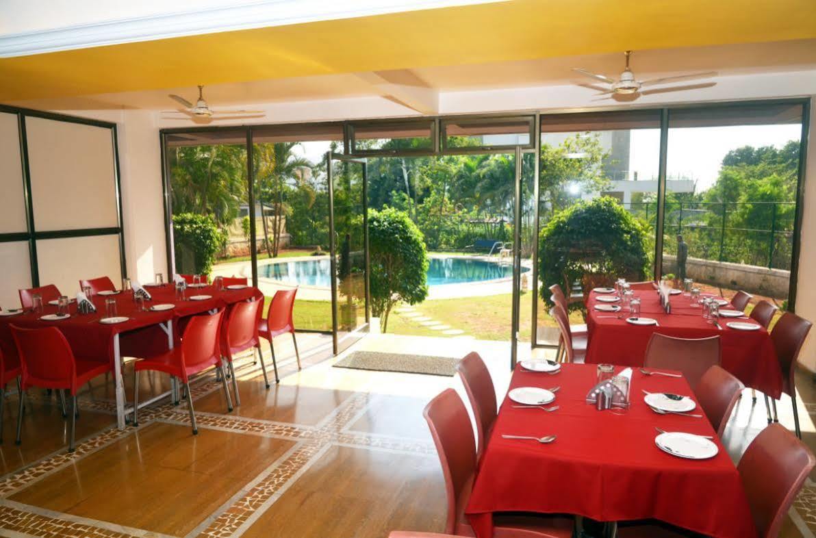 Hotel Sapphire Lonavla Exterior foto